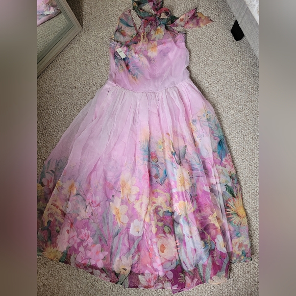 Sold - Picture 5 of 9